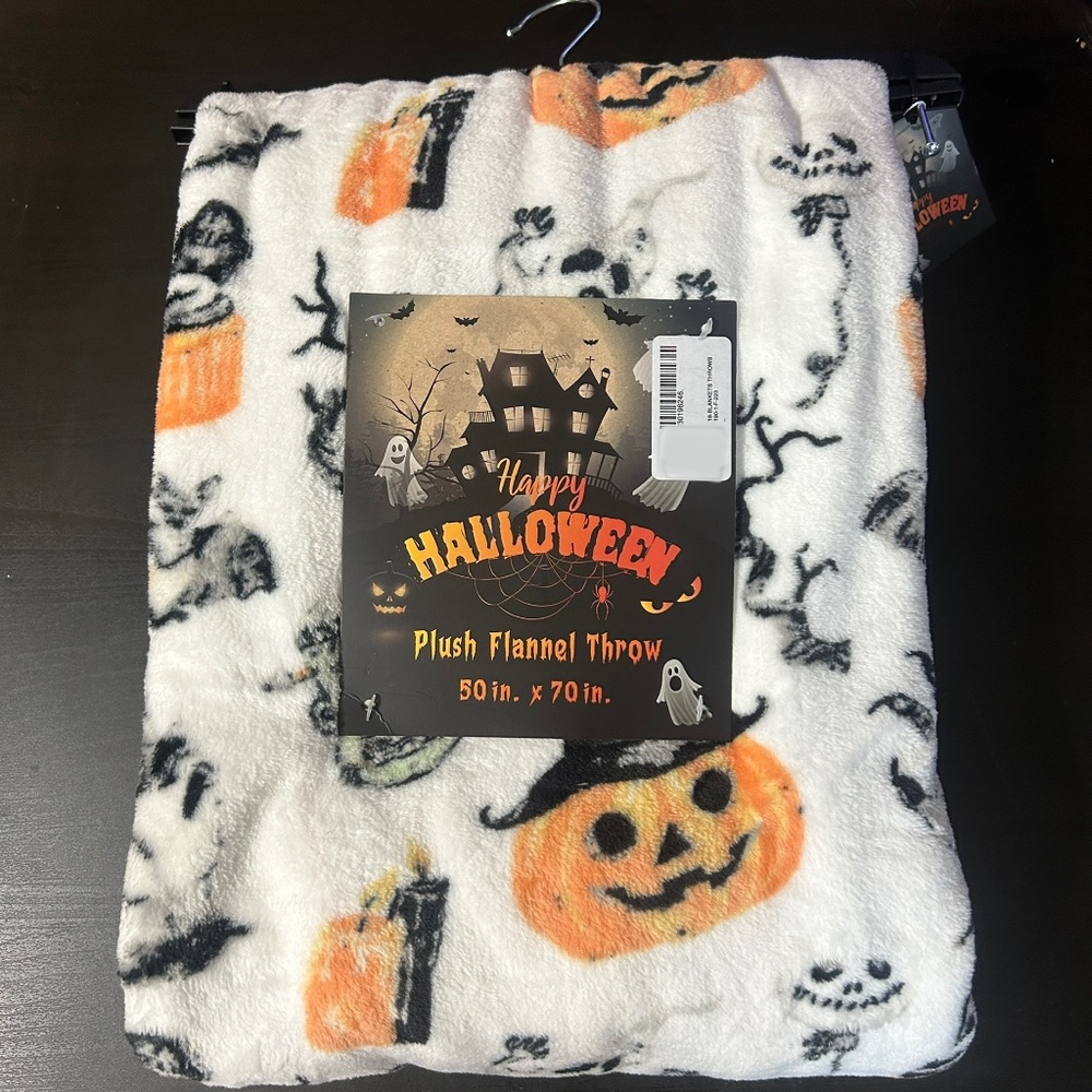 Spooky Plush Throw 50x70in